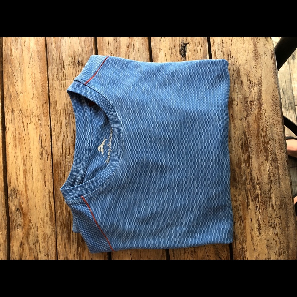 Flash sale-Men’s Blue Tommy Bahama top size large
